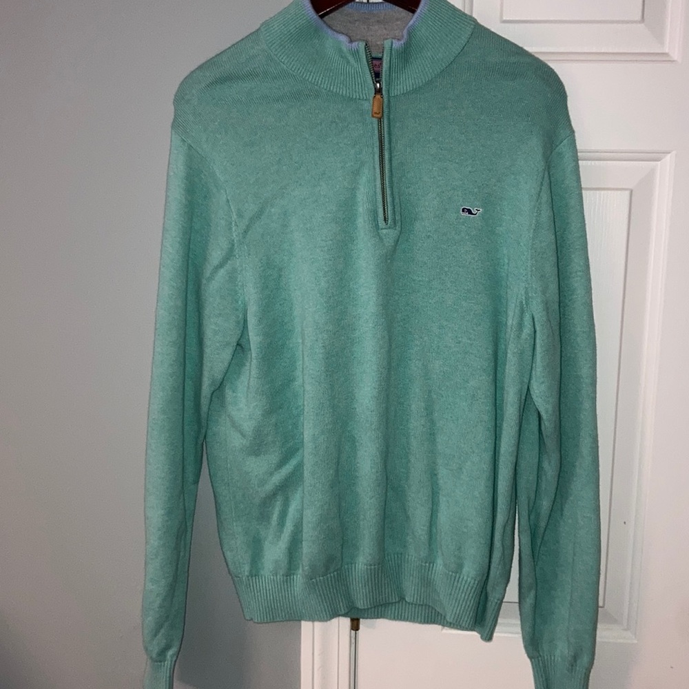 Vineyard vines sweater